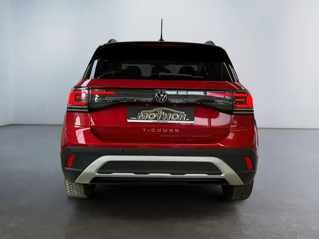 Volkswagen T-Cross view 5