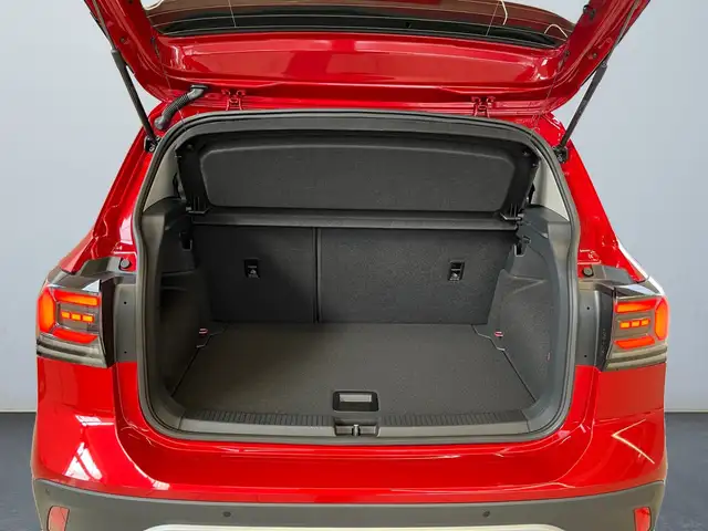 Volkswagen T-Cross view 14