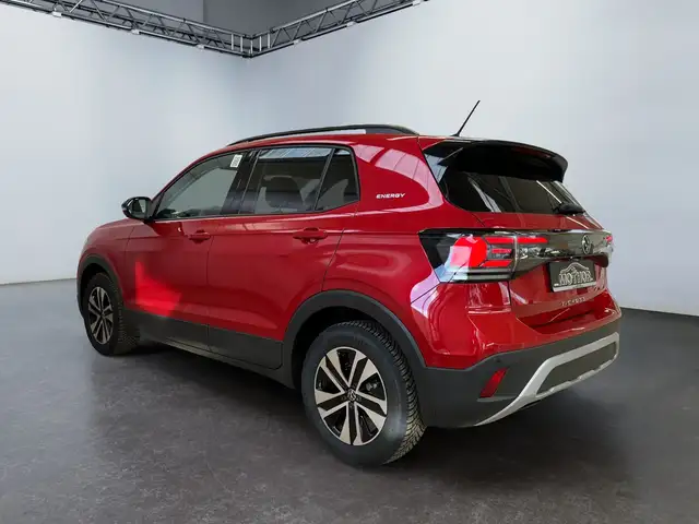 Volkswagen T-Cross view 4