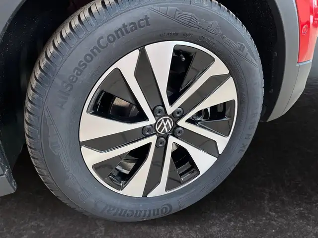 Volkswagen T-Cross view 15