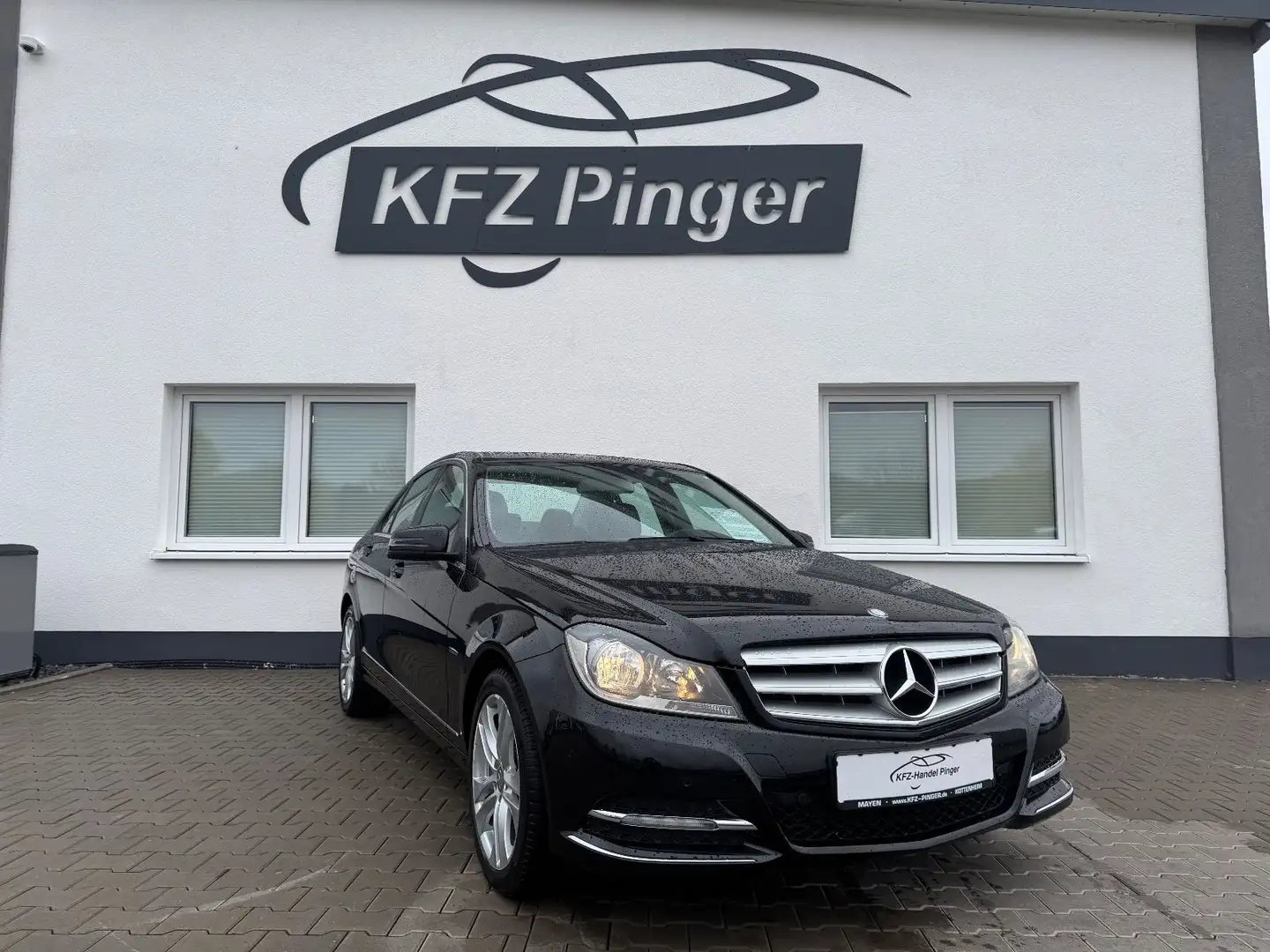 Mercedes-Benz C 180 C -Klasse Lim. Avantgarde Noir - 1