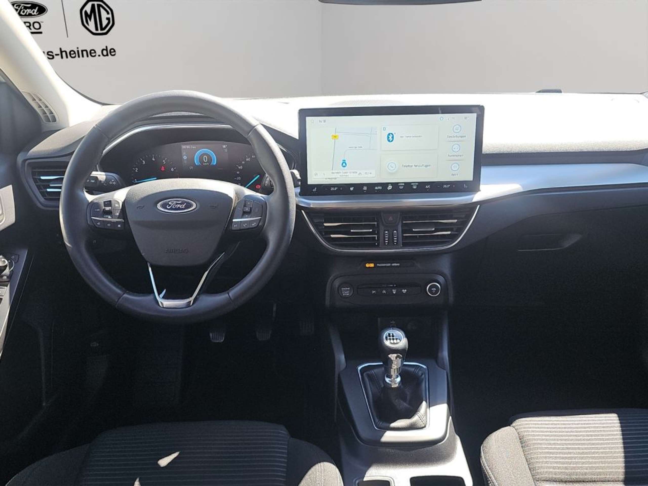 Fahrzeugabbildung Ford Focus TITANIUM 1.0 Ltr. 125 PS *LED*CARPLAY* - mit KI generiert/bearbeitet