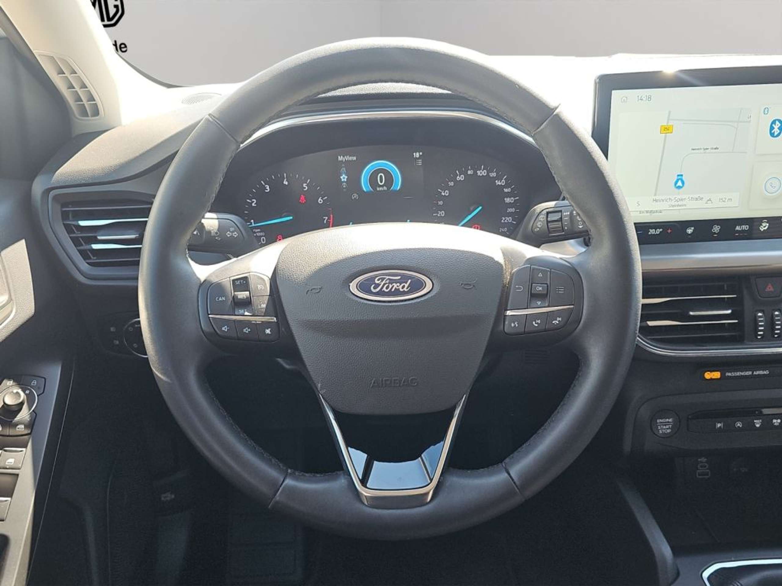 Fahrzeugabbildung Ford Focus TITANIUM 1.0 Ltr. 125 PS *LED*CARPLAY* - mit KI generiert/bearbeitet
