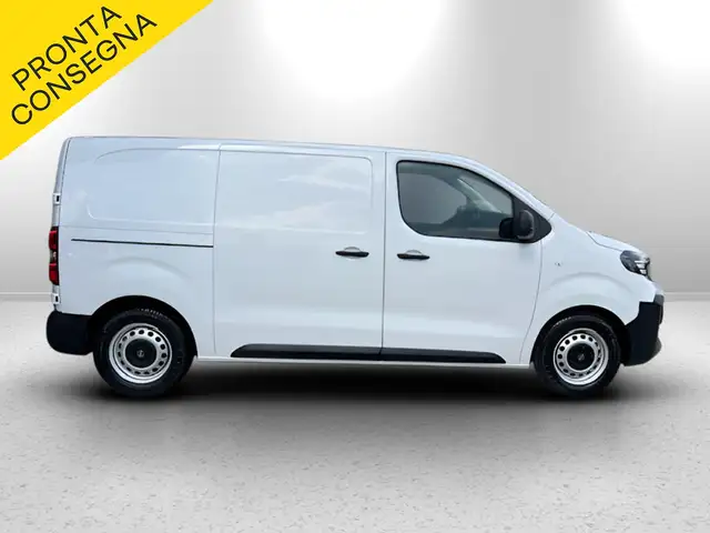 Opel Vivaro view 4