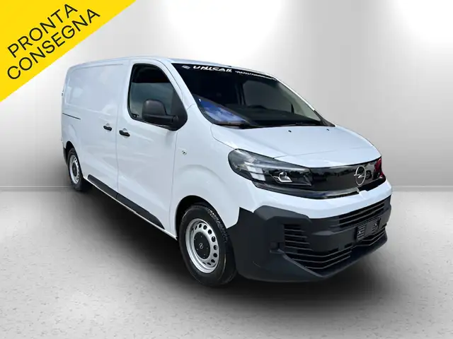Opel Vivaro view 3