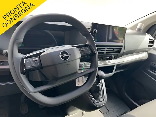 Opel Vivaro view 13