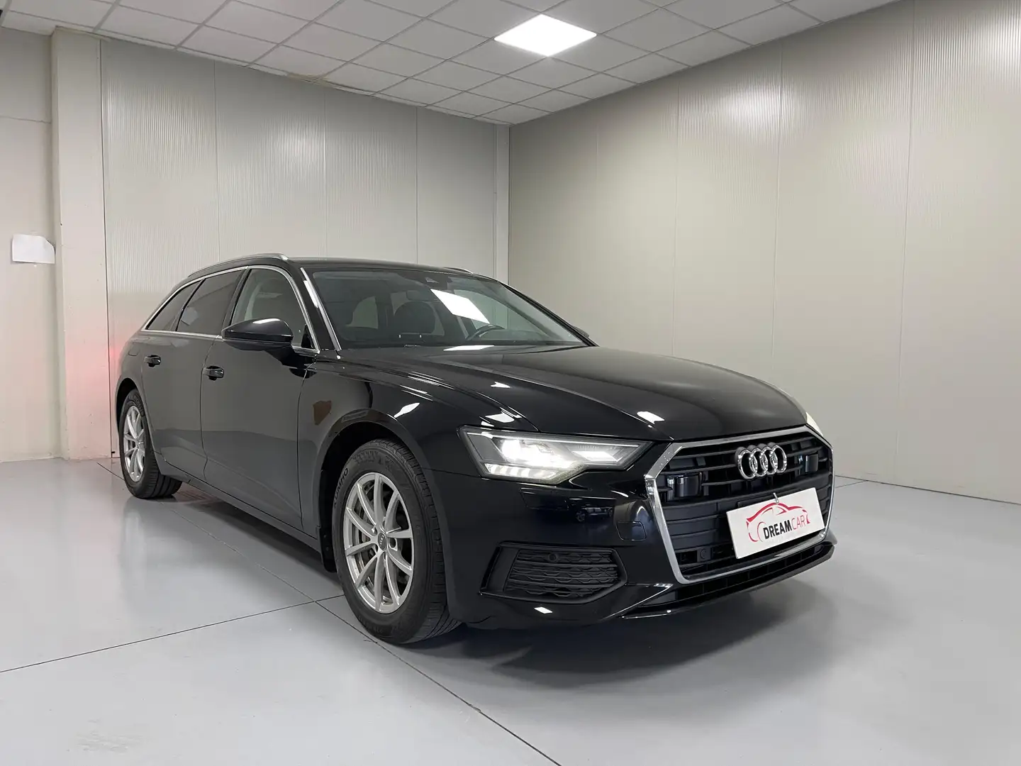 Audi A6 Zwart - 1