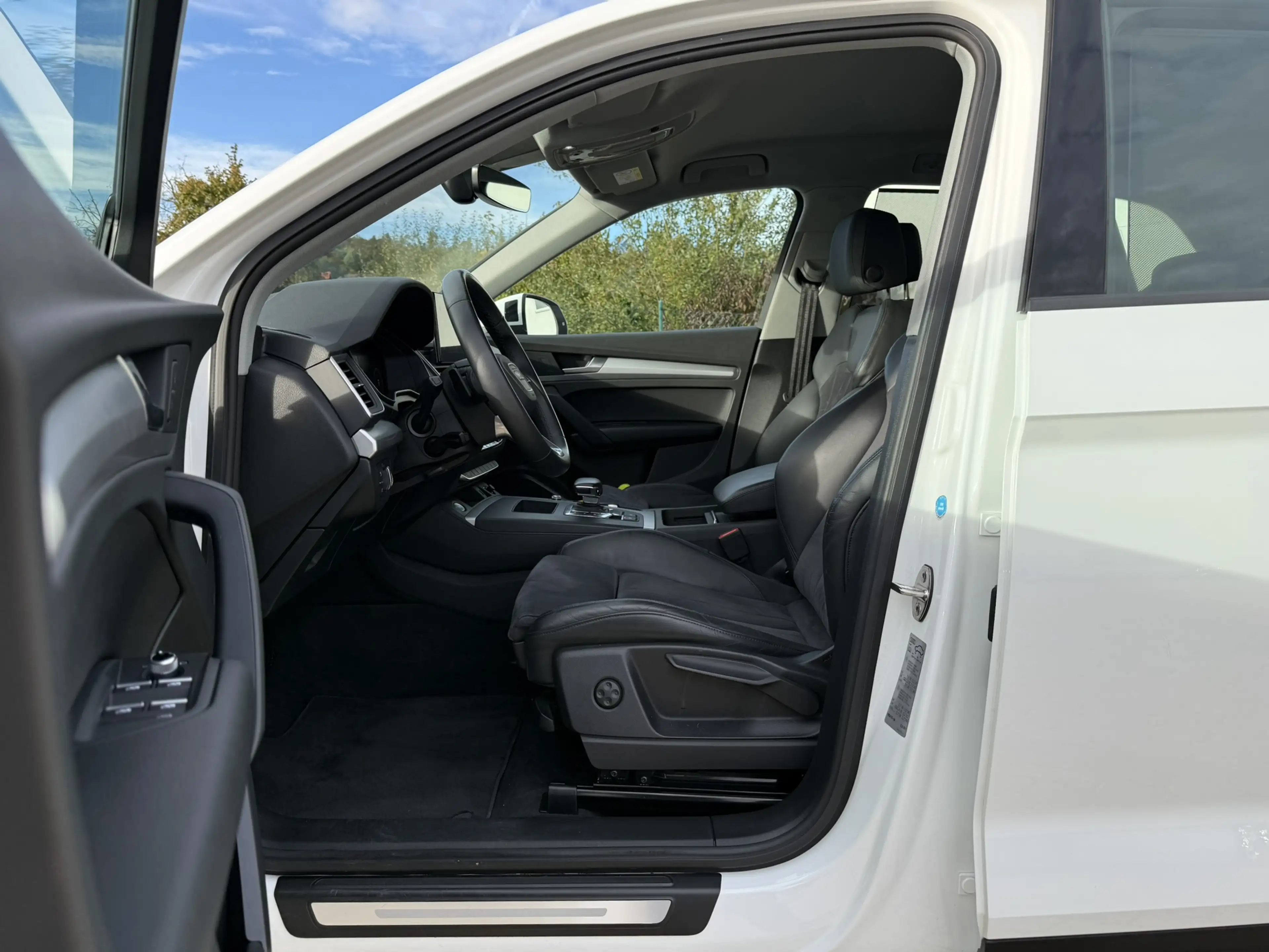 Audi Q5 50 TDI qu. tiptr. ACC AHK NAV VIRTUAL — photo 12