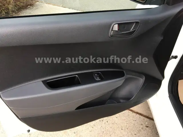 Hyundai I10 view 13
