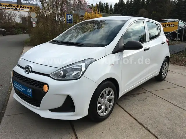 Hyundai I10 view 3