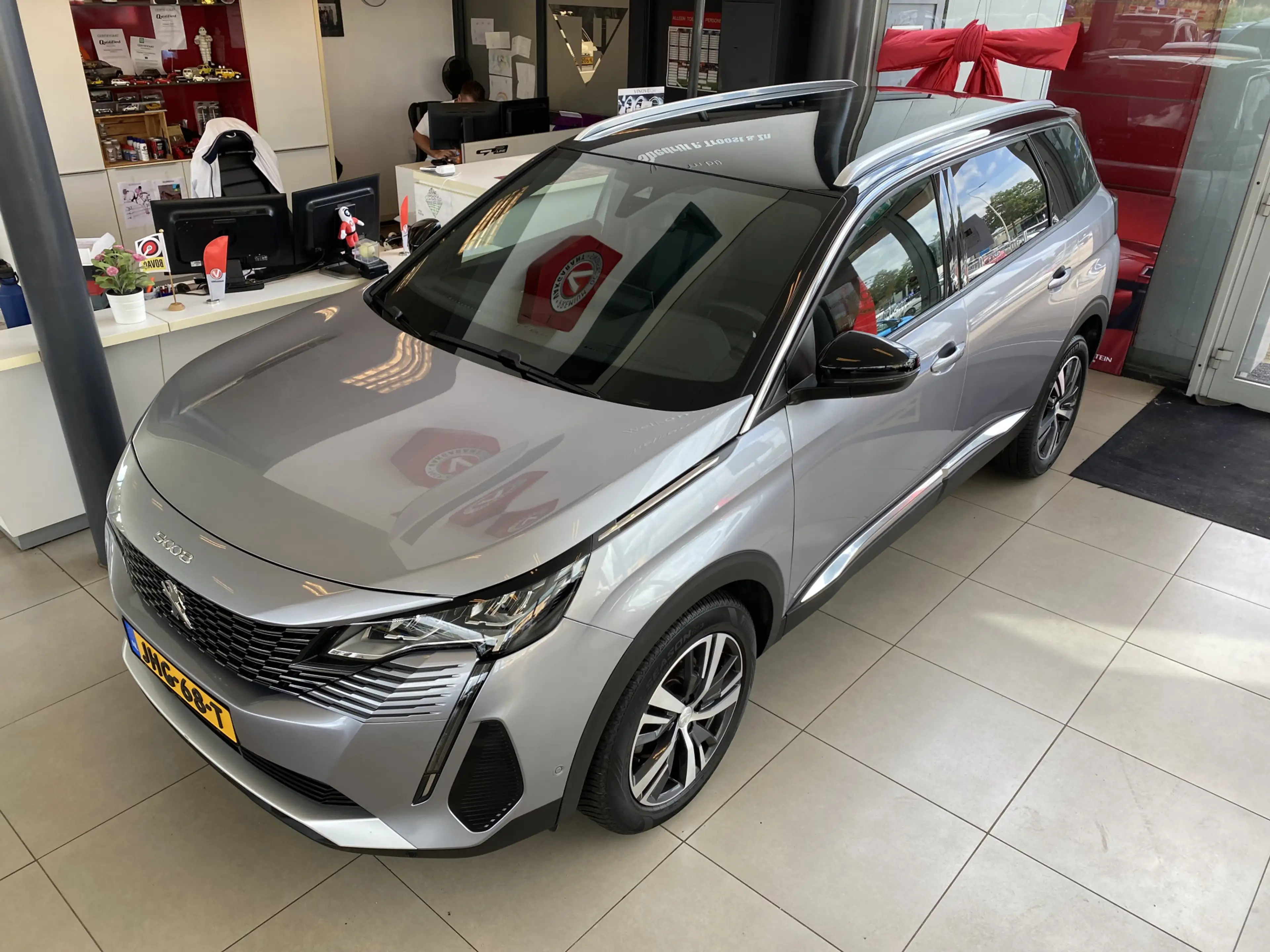 Peugeot 5008 1.2 PureTech Active Pack Business,7 Zitplaatsen,Na — photo 2