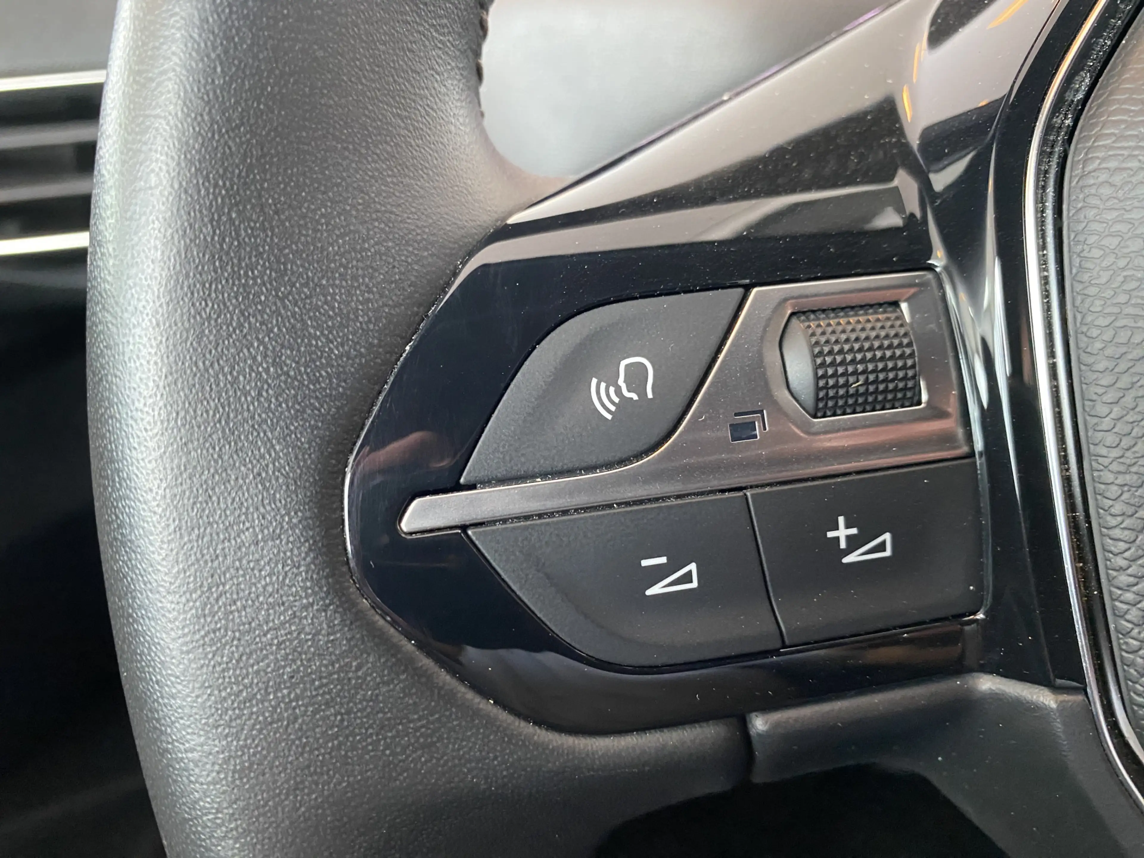 Peugeot 5008 1.2 PureTech Active Pack Business,7 Zitplaatsen,Na — photo 31