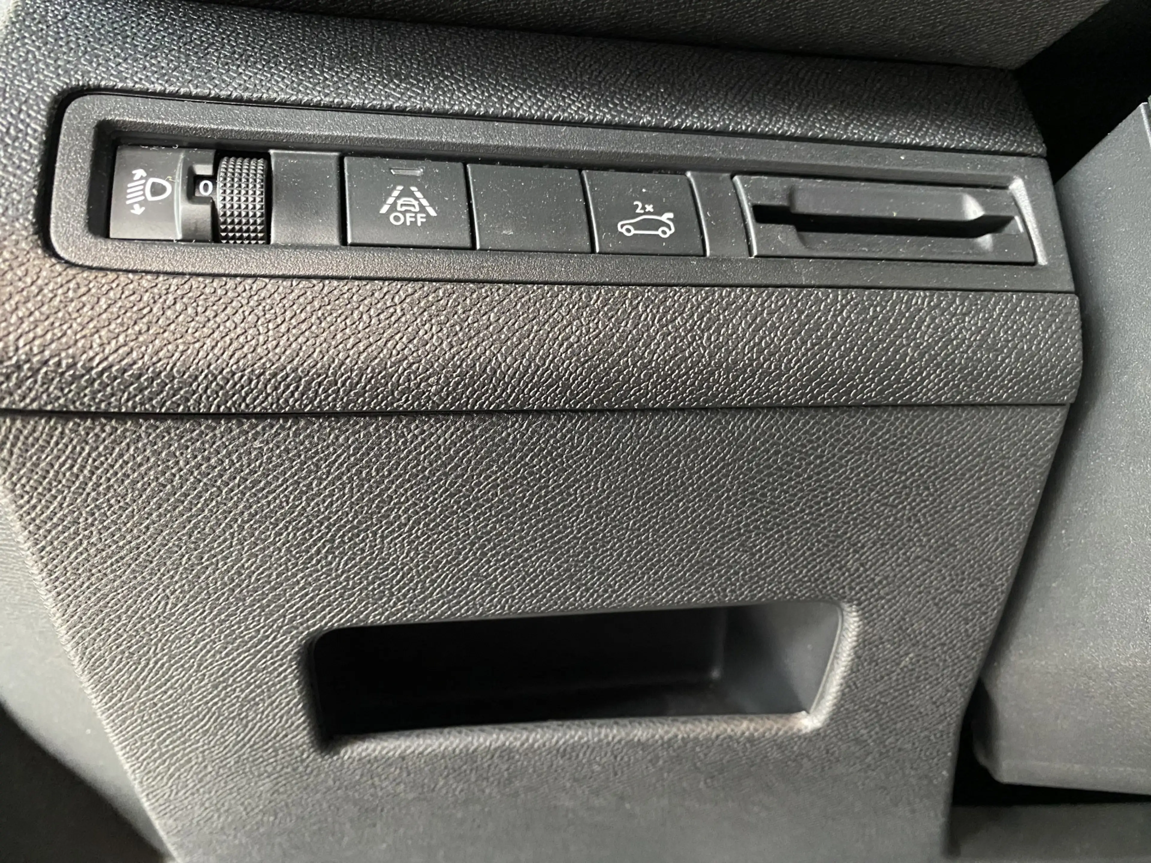 Peugeot 5008 1.2 PureTech Active Pack Business,7 Zitplaatsen,Na — photo 29