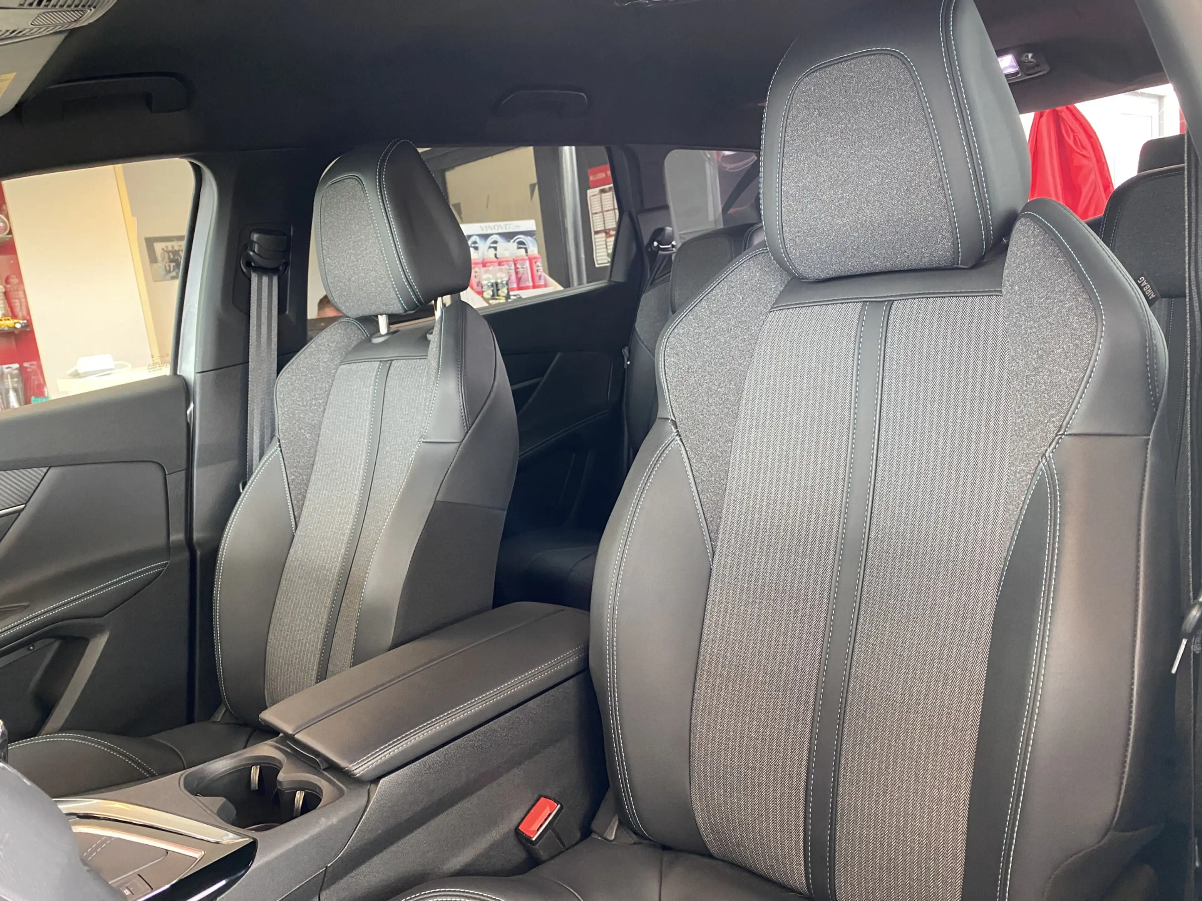 Peugeot 5008 1.2 PureTech Active Pack Business,7 Zitplaatsen,Na — photo 22
