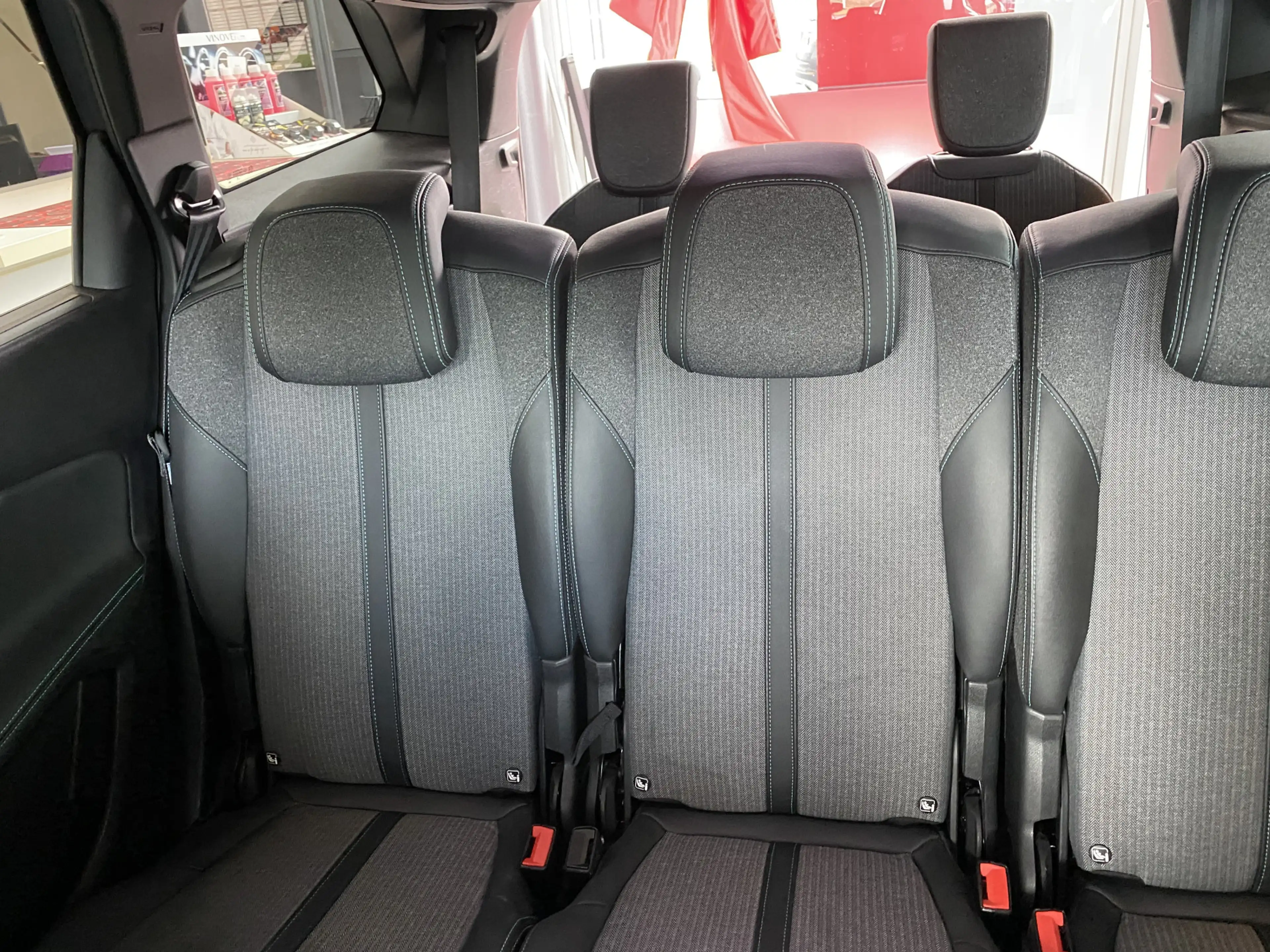 Peugeot 5008 1.2 PureTech Active Pack Business,7 Zitplaatsen,Na — photo 26