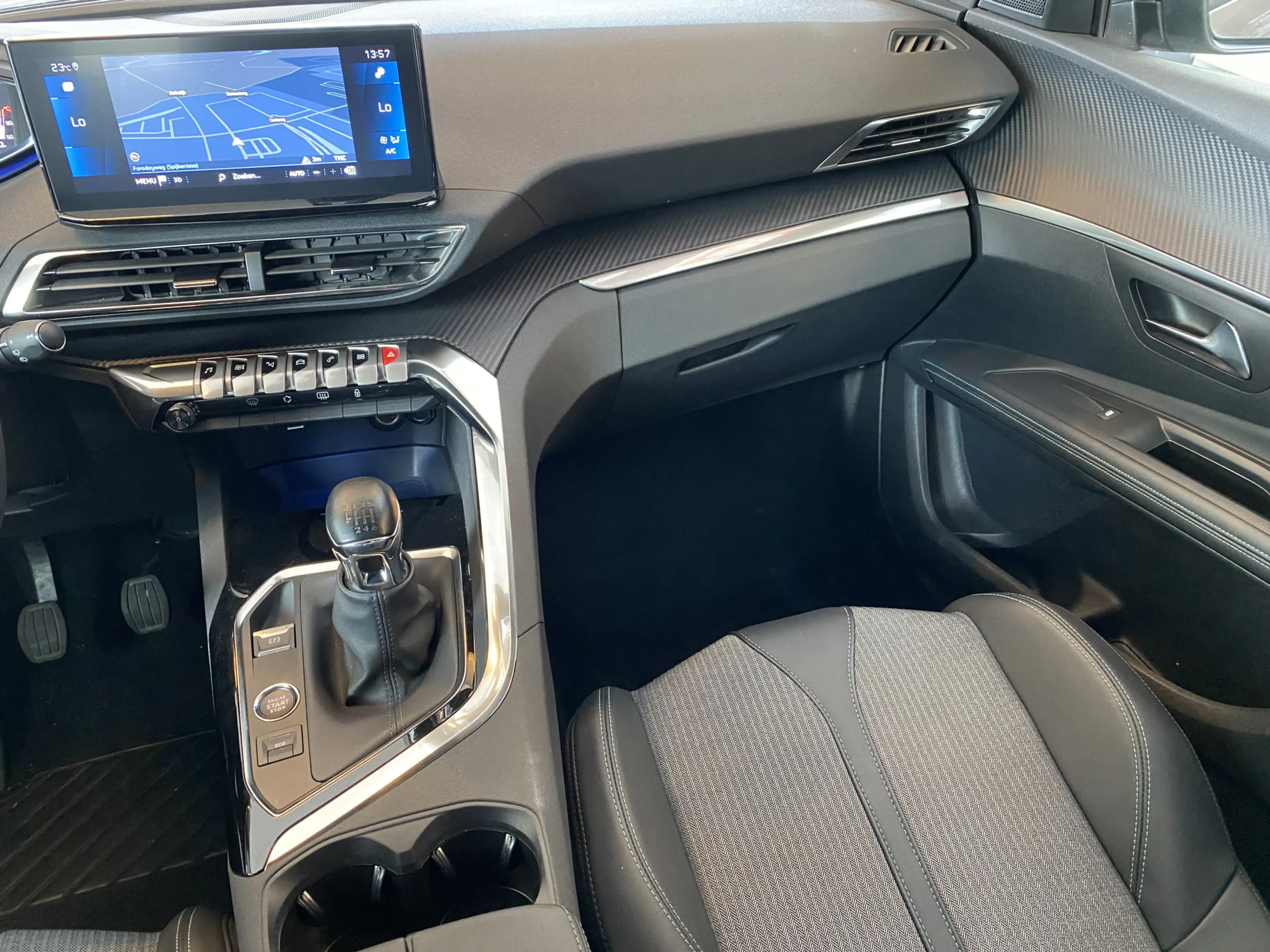 Peugeot 5008 1.2 PureTech Active Pack Business,7 Zitplaatsen,Na — photo 14