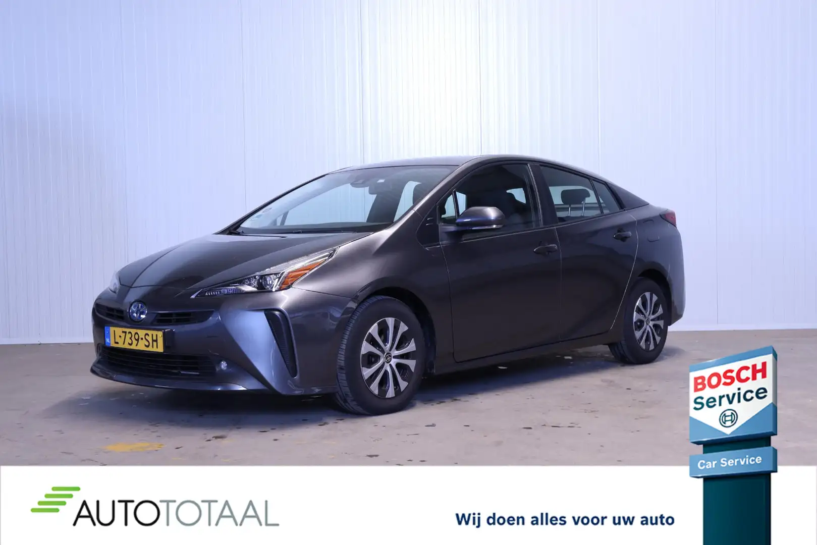 Toyota Prius 1.8 Dynamic Gris - 1