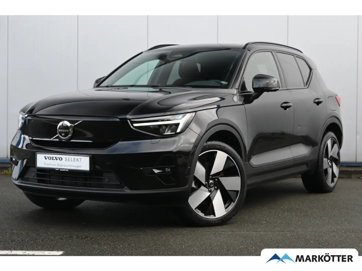 Volvo XC40 P8 AWD Ultimate ACC/H&K/360°/BLIS/Pano Noir - 1