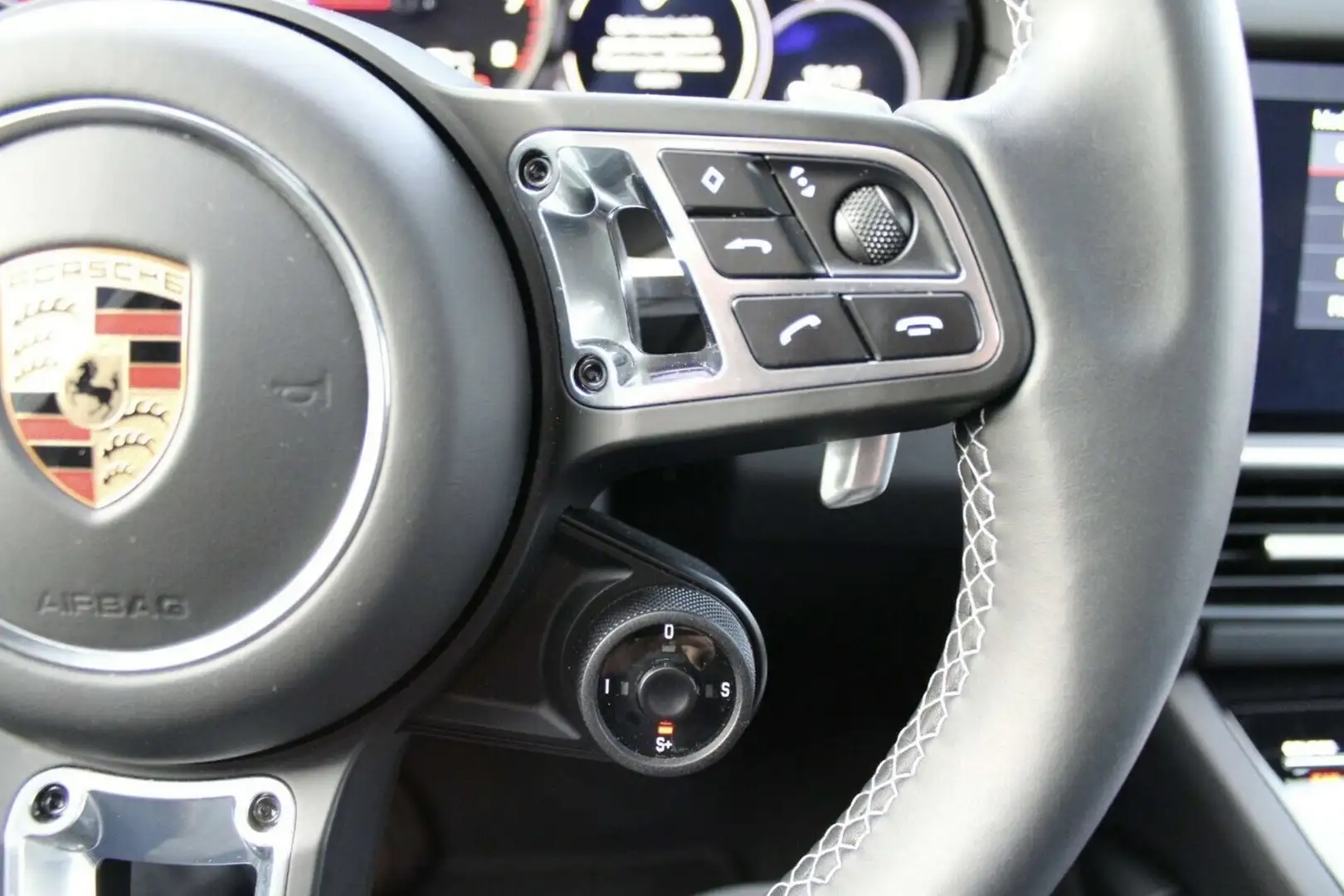 Porsche Cayenne S - 440ps 2.9 BiTurbo - 2