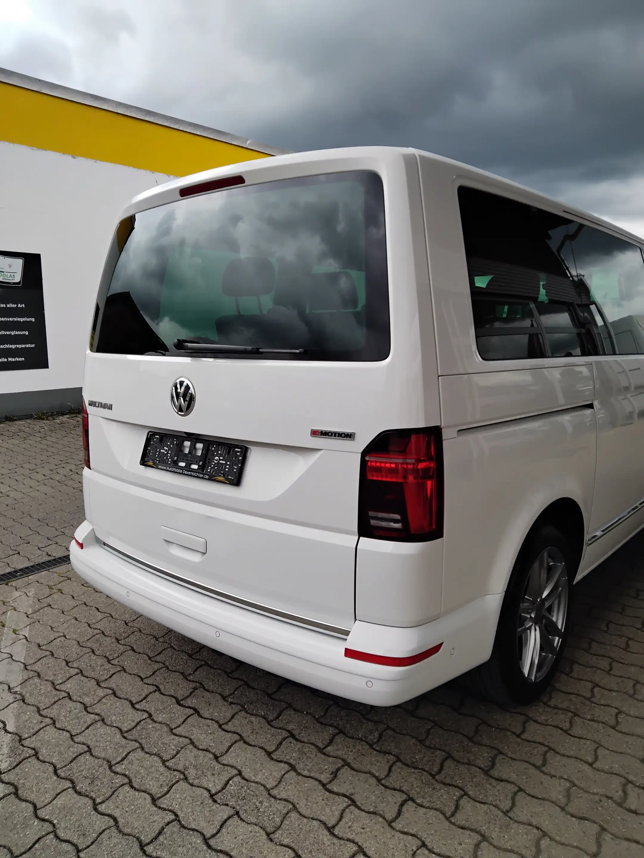 Volkswagen T6.1 Multivan Multivan Generation Six 4MOTION DSG — photo 31