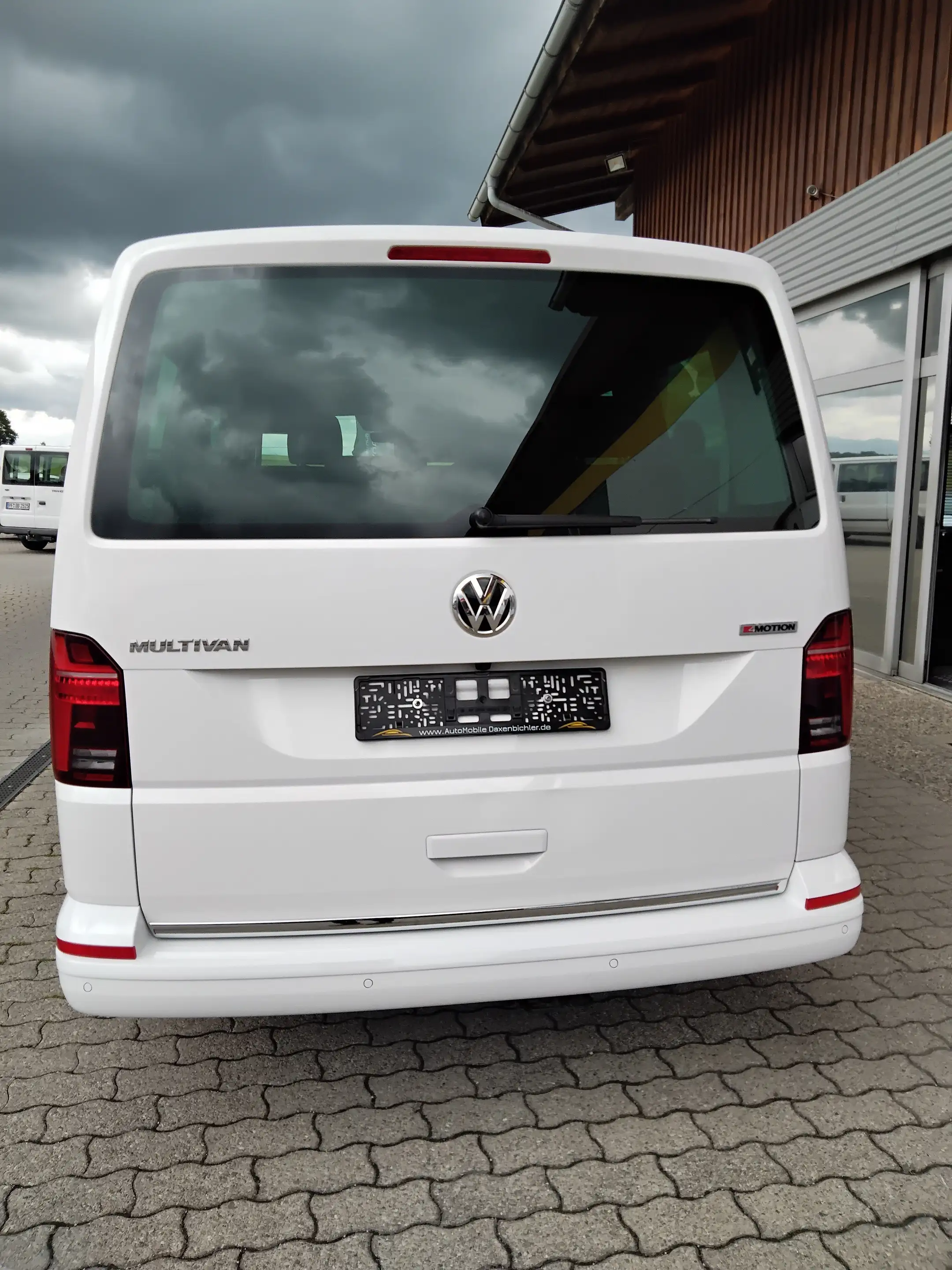 Volkswagen T6.1 Multivan Multivan Generation Six 4MOTION DSG — photo 33