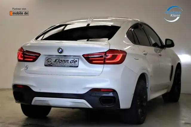 BMW X6 M view 7