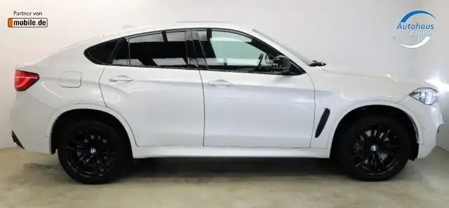 BMW X6 M view 8