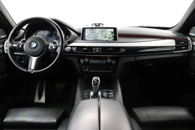 BMW X6 M view 12