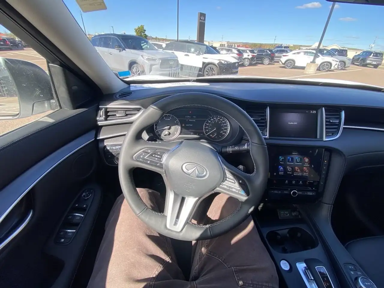 Infiniti QX50 снимка Infiniti QX50