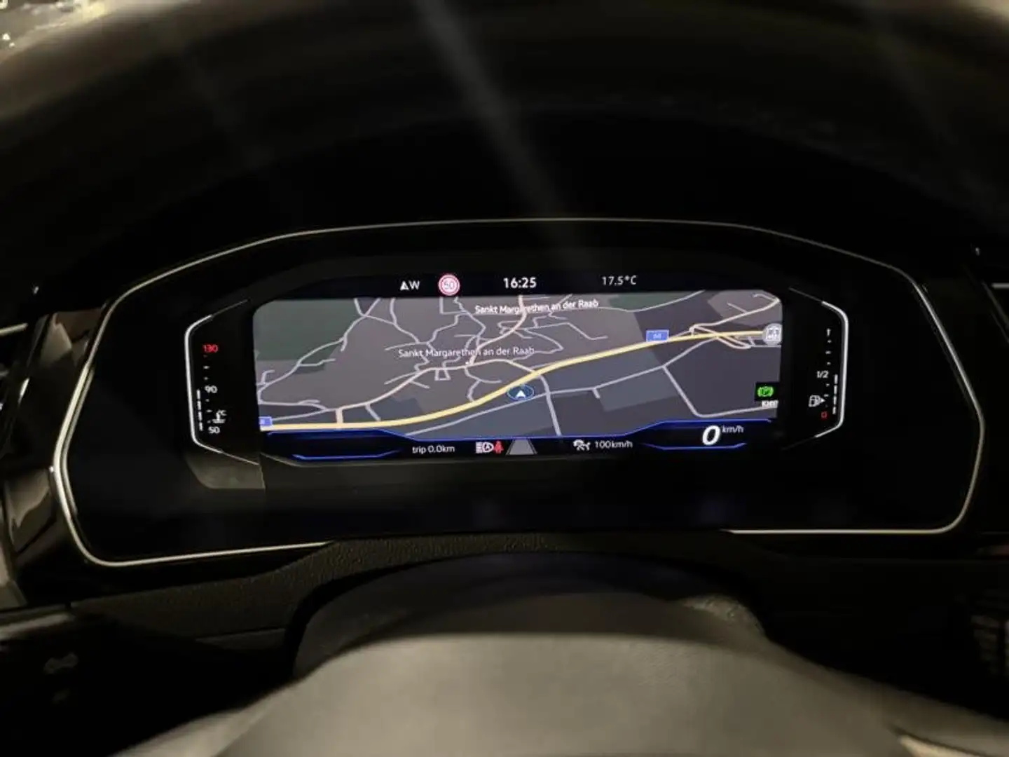 Volkswagen Passat Variant VIRTUAL COCKPIT MATRIX BEAM STANDHEIZUNG AHK KAMER Schwarz - 2