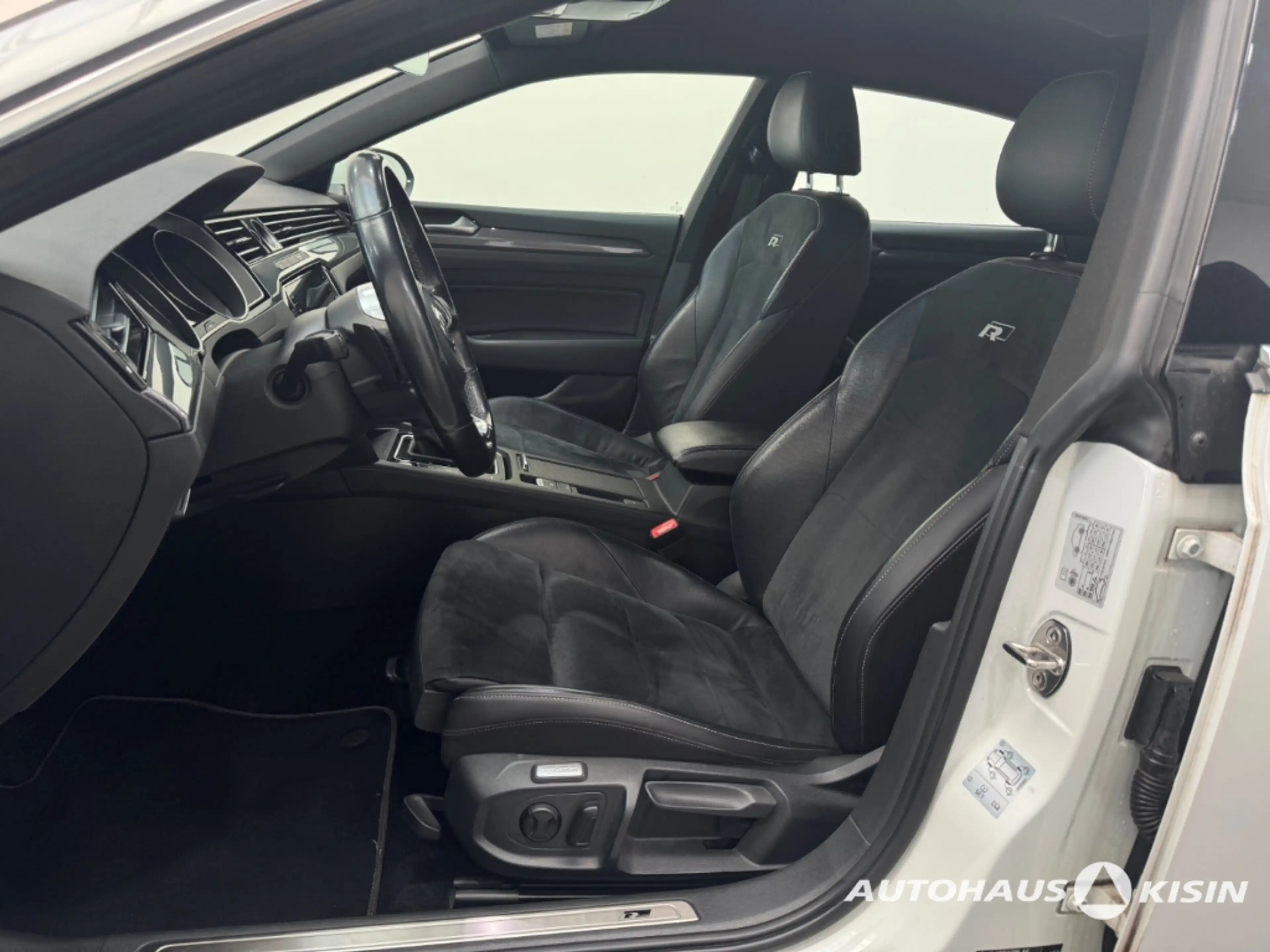 Volkswagen Arteon R-Line /CAM /ACC /LEDER /E-SITZE /K-Entry — photo 7