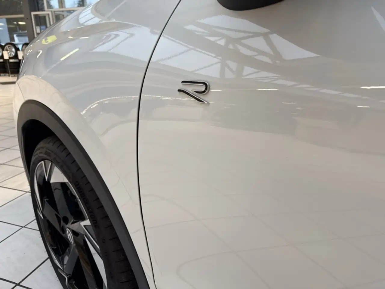 Volkswagen T-Roc 1.5 eTSI R-Line+PDC+Sitzhzg+Lenkradhzg. 16