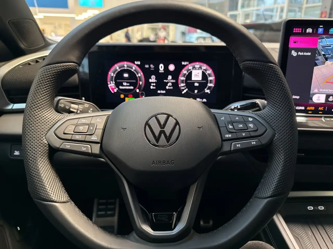Volkswagen T-Roc 1.5 eTSI R-Line+PDC+Sitzhzg+Lenkradhzg. 20