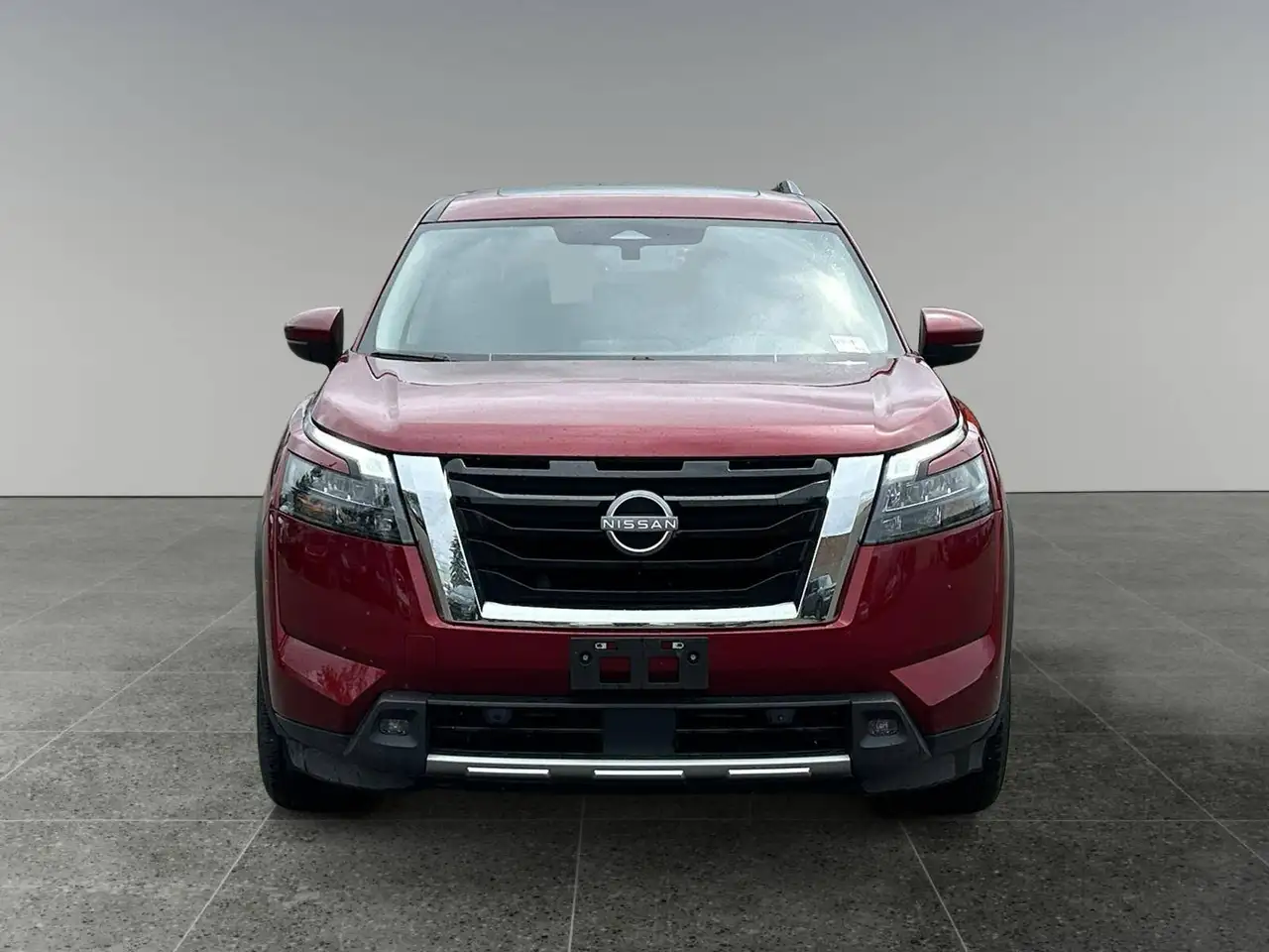 Nissan Pathfinder снимка Nissan Pathfinder