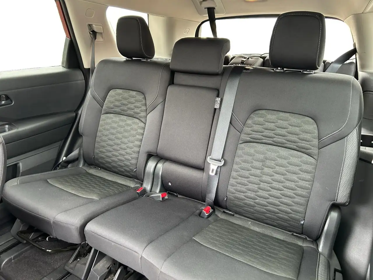 Nissan Pathfinder снимка Nissan Pathfinder
