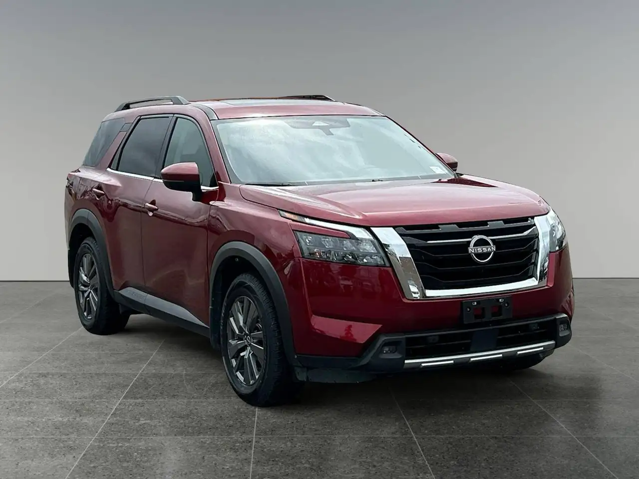 Nissan Pathfinder снимка Nissan Pathfinder
