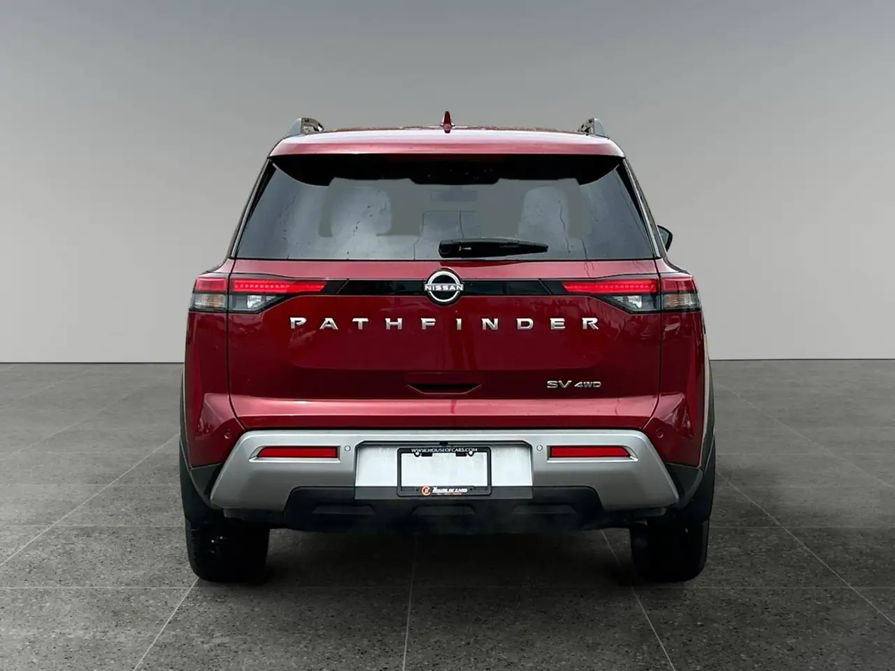 Nissan Pathfinder снимка Nissan Pathfinder