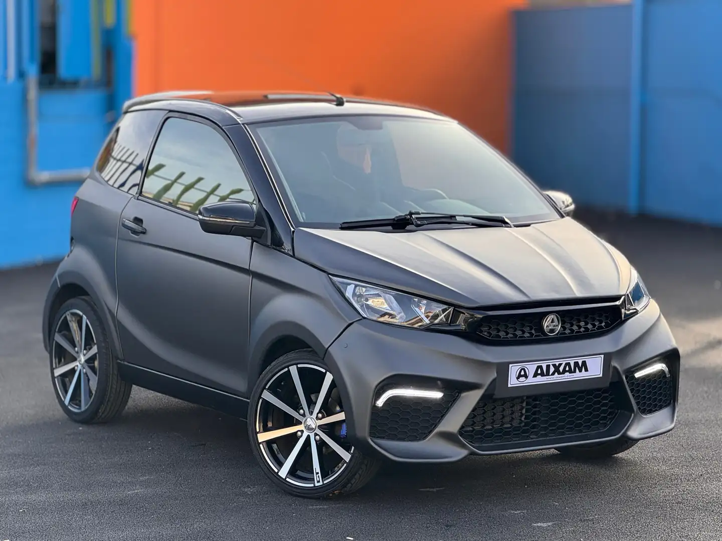 Aixam GTO Grey Matt - 1