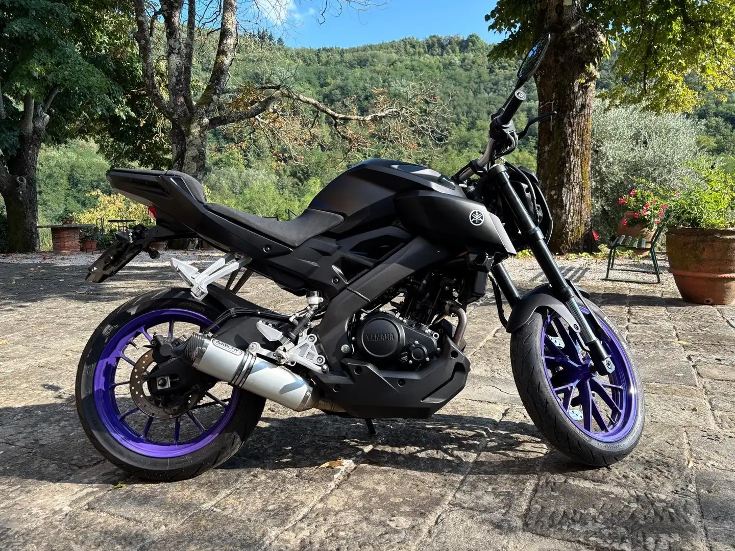 Yamaha MT-125 Sport Nero - 1