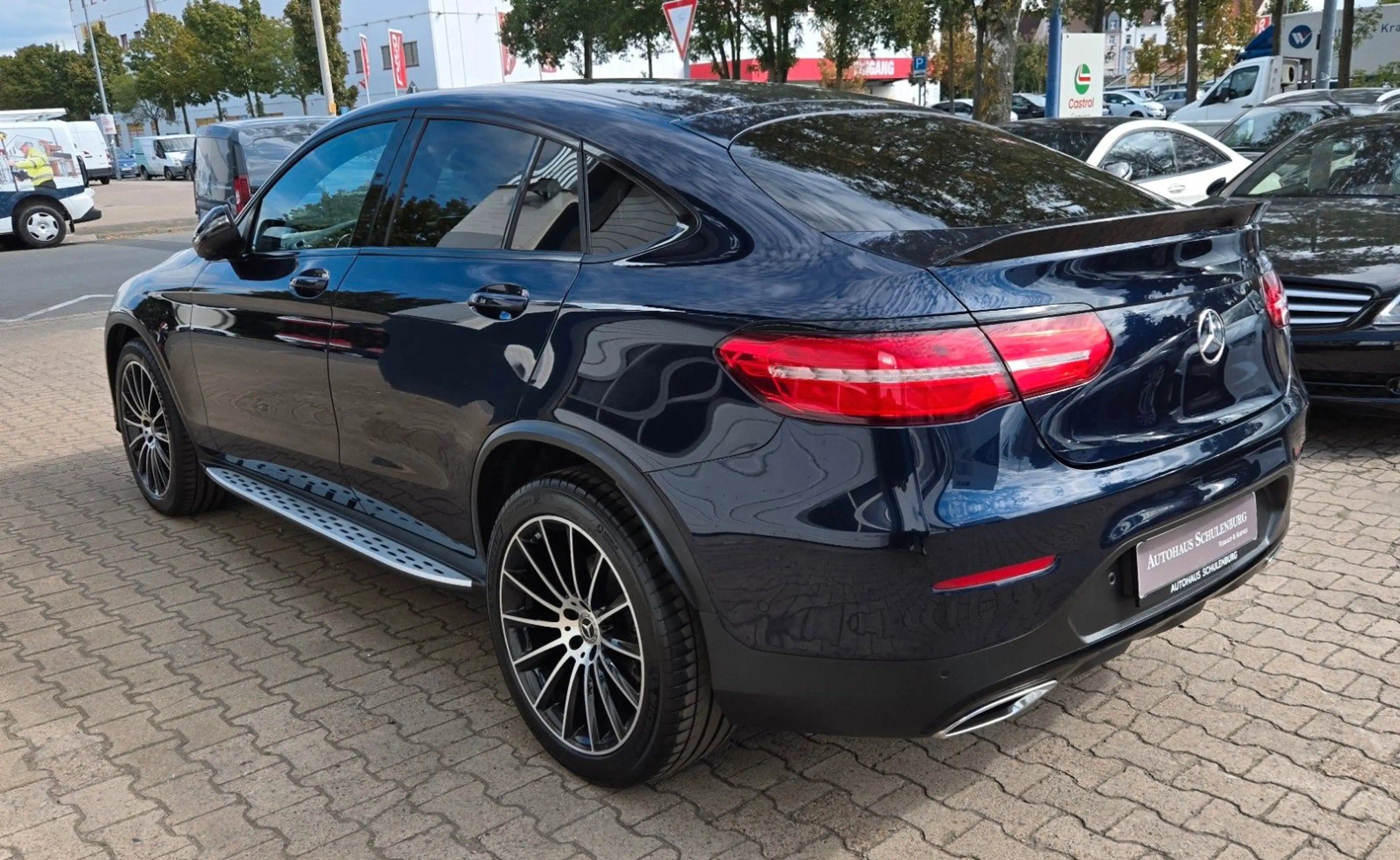 Mercedes-Benz GLC 250 d Coupe AMG 4Matic Burmester 360°-Kamera — photo 9