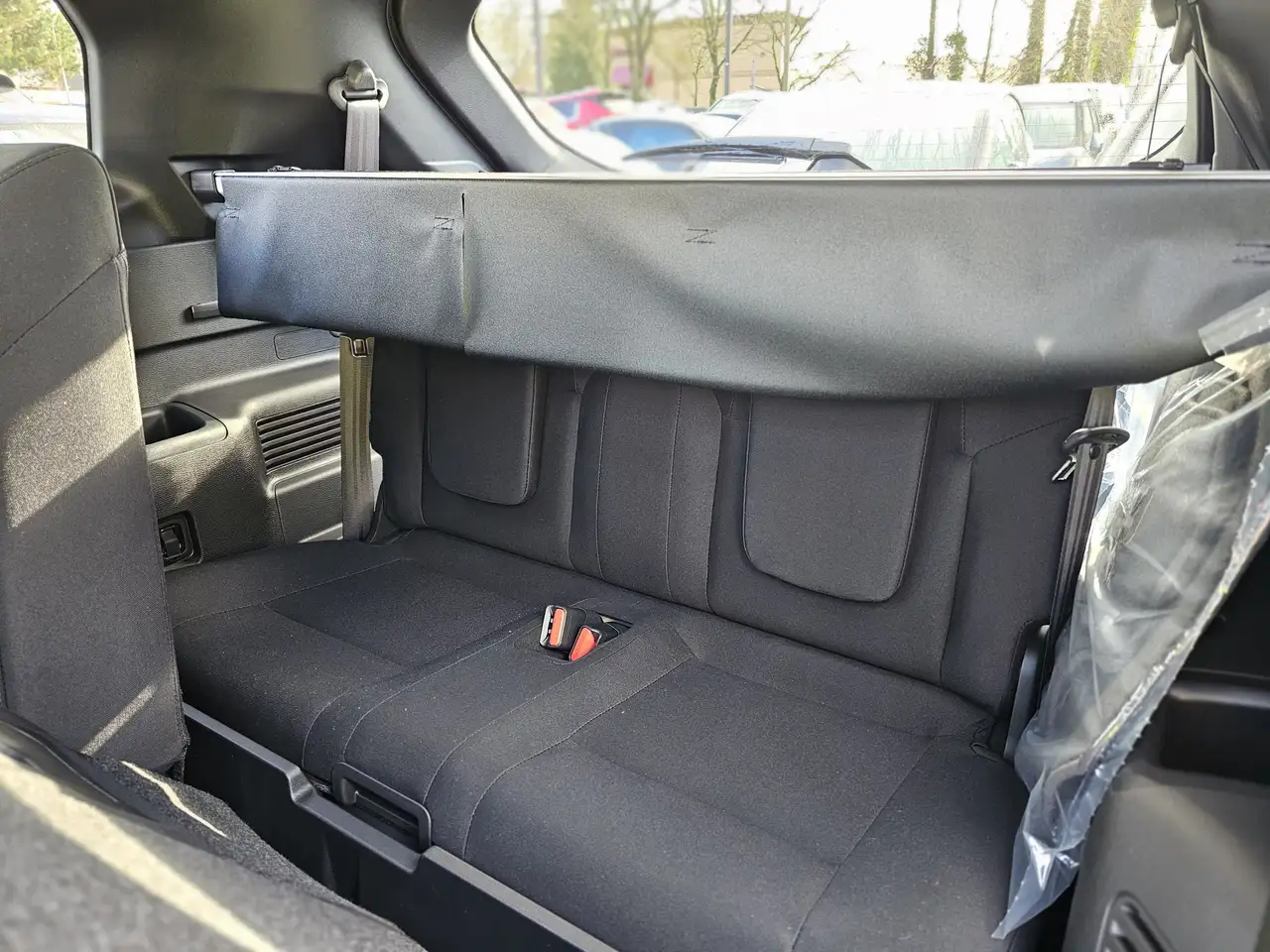 Mitsubishi Outlander снимка Mitsubishi Outlander