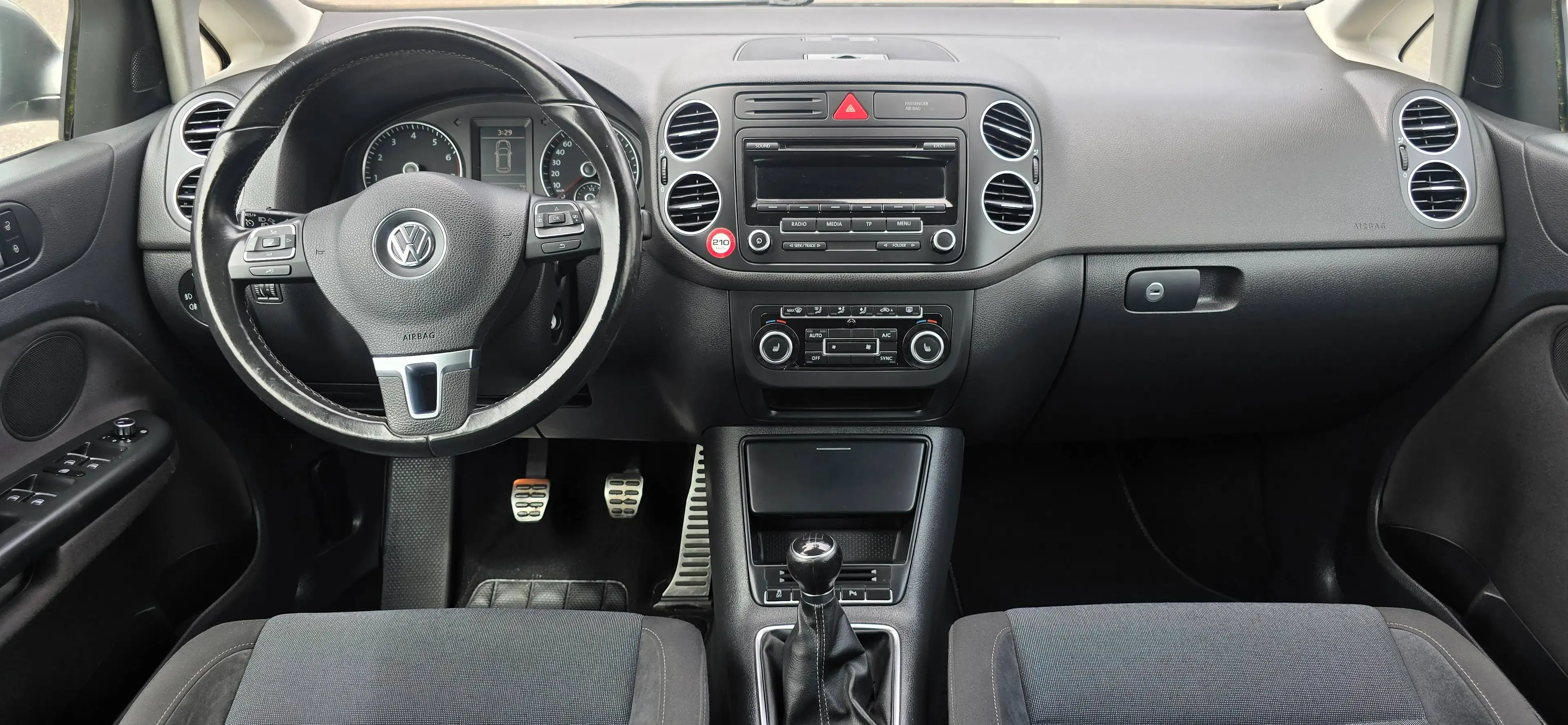Volkswagen Golf Plus Style — photo 14