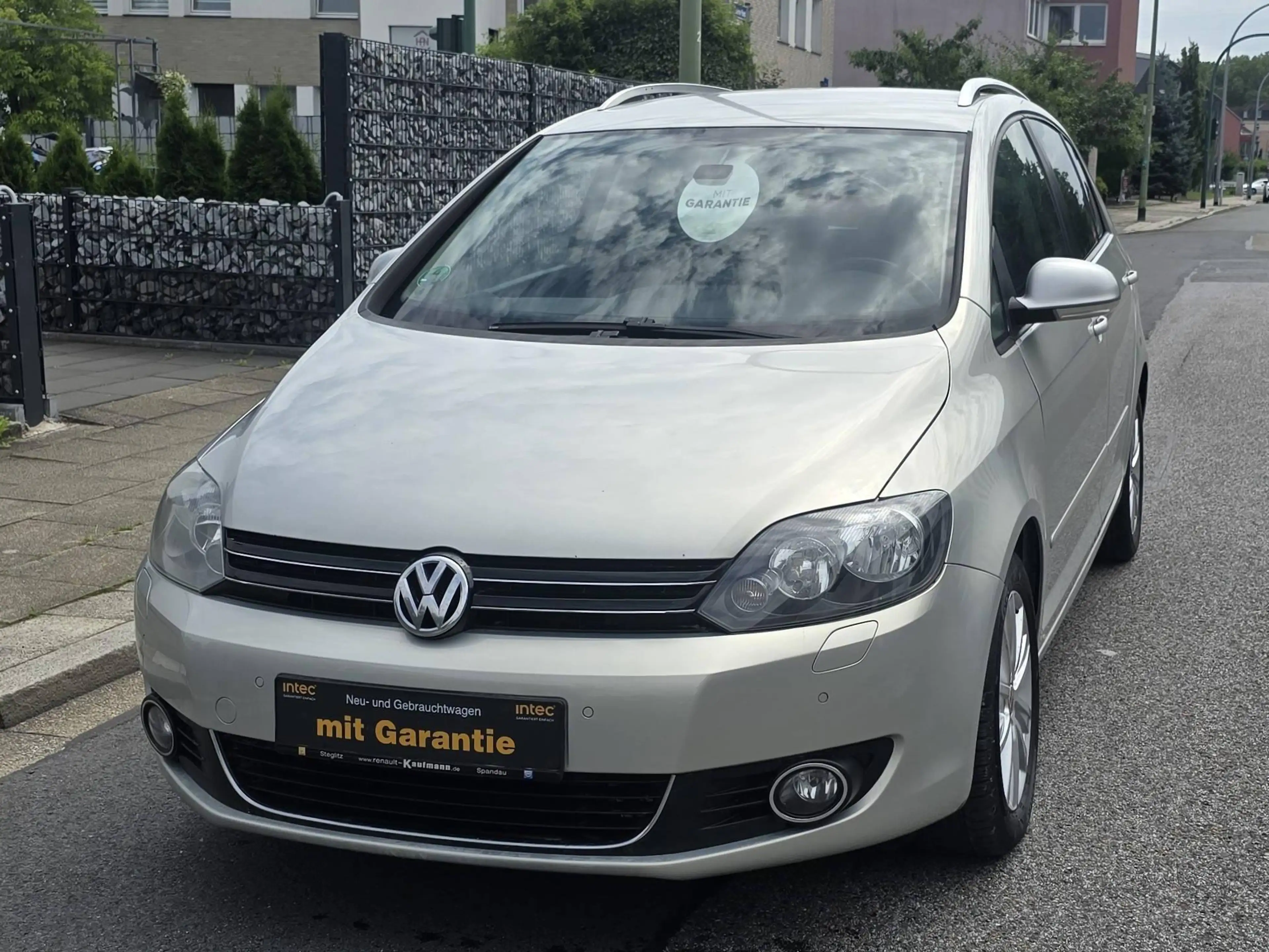Volkswagen Golf Plus Style — photo 11