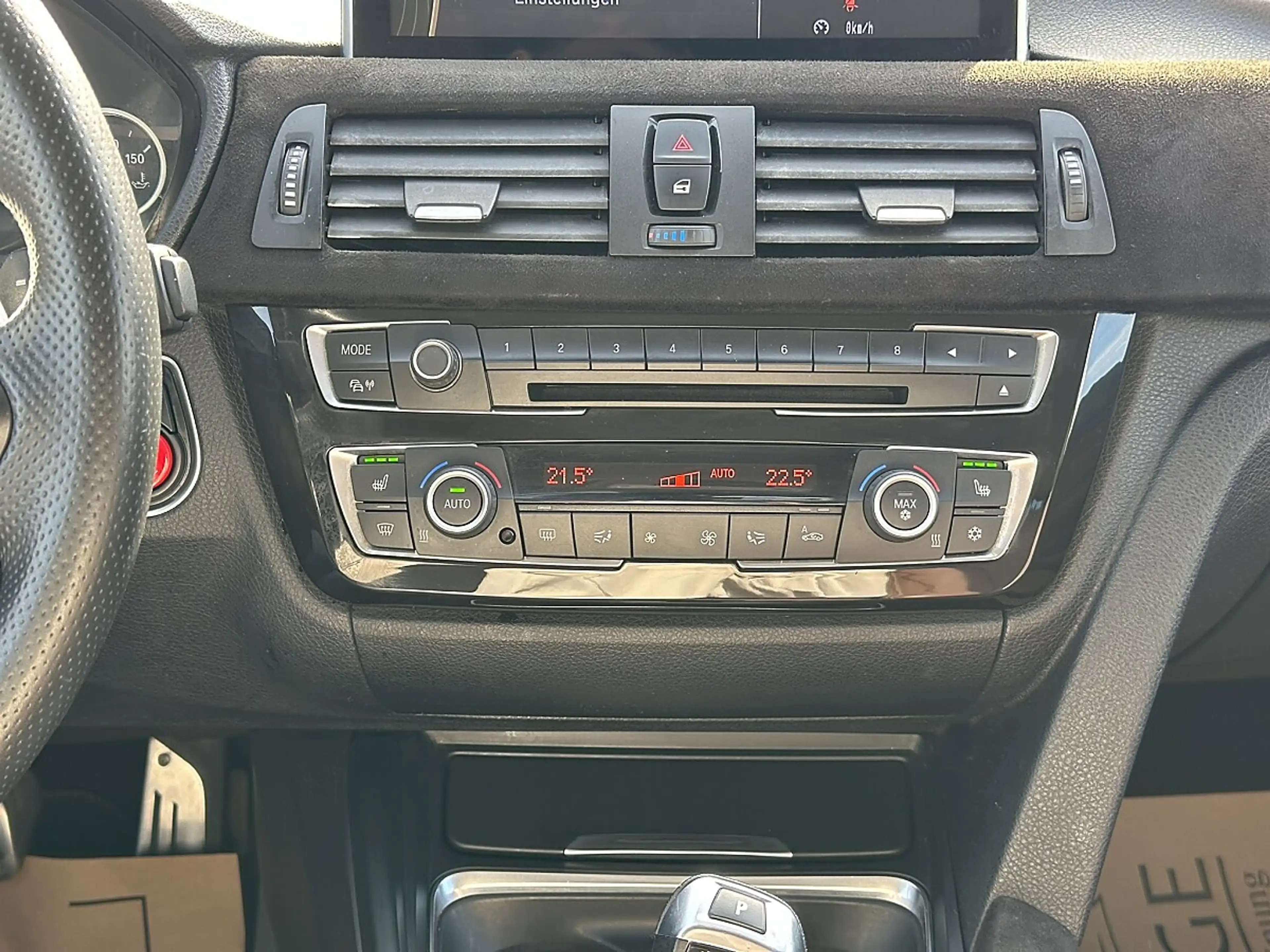 BMW 318 d M-Paket — photo 13