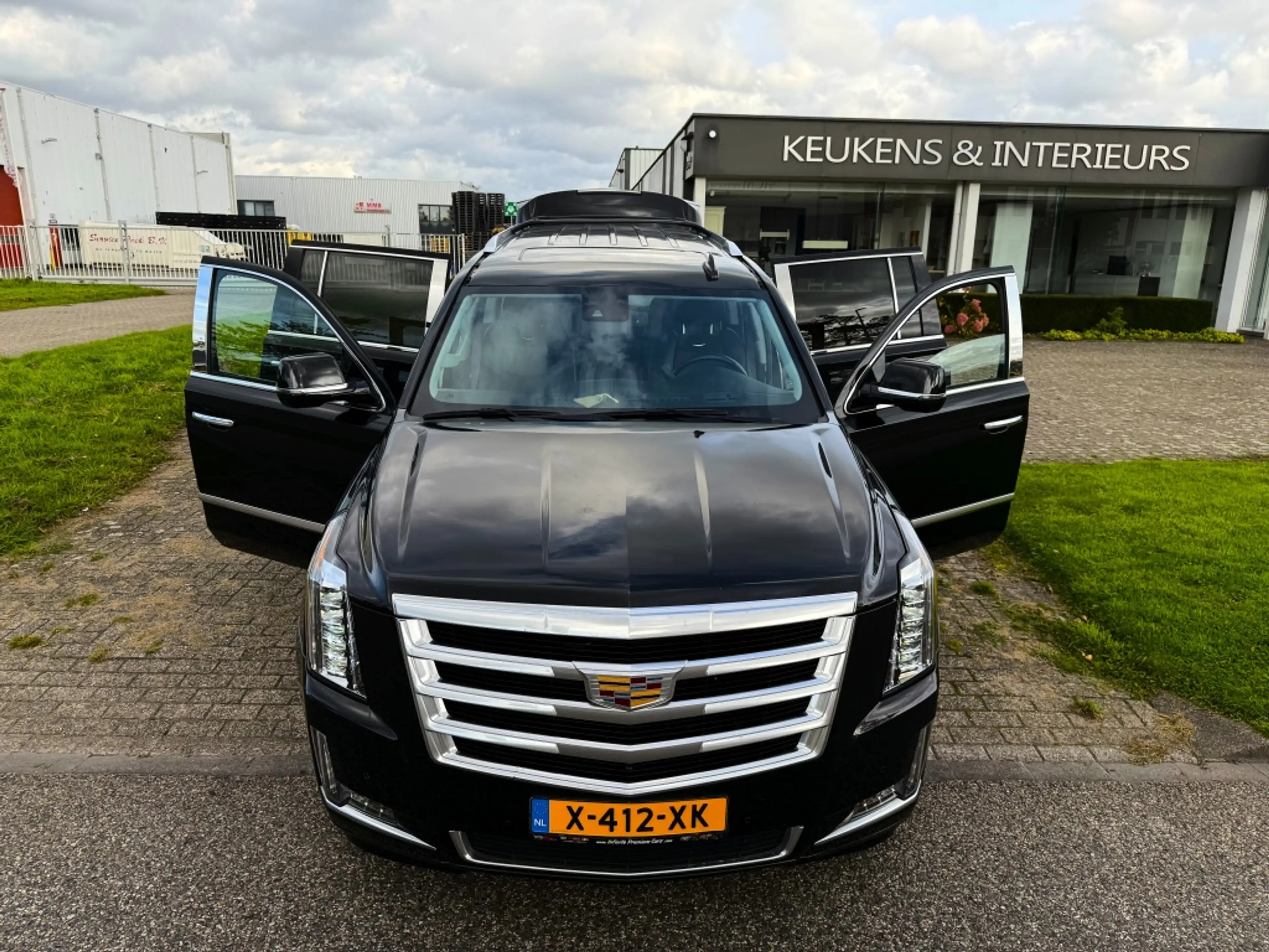 Cadillac Escalade ESV 6.2 V8 LANG 4X4 AWD PLATINUM BLACK V-SPEC/HUD/ — photo 6
