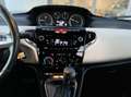 Lancia Ypsilon 0.9 TwinAir 85 CV Automatica - 2012 crvena - thumbnail 9