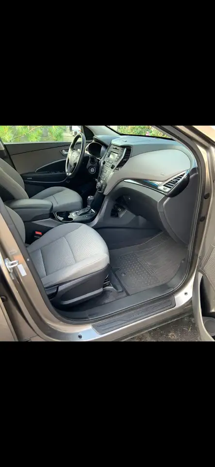 Hyundai SANTA FE снимка Hyundai SANTA FE