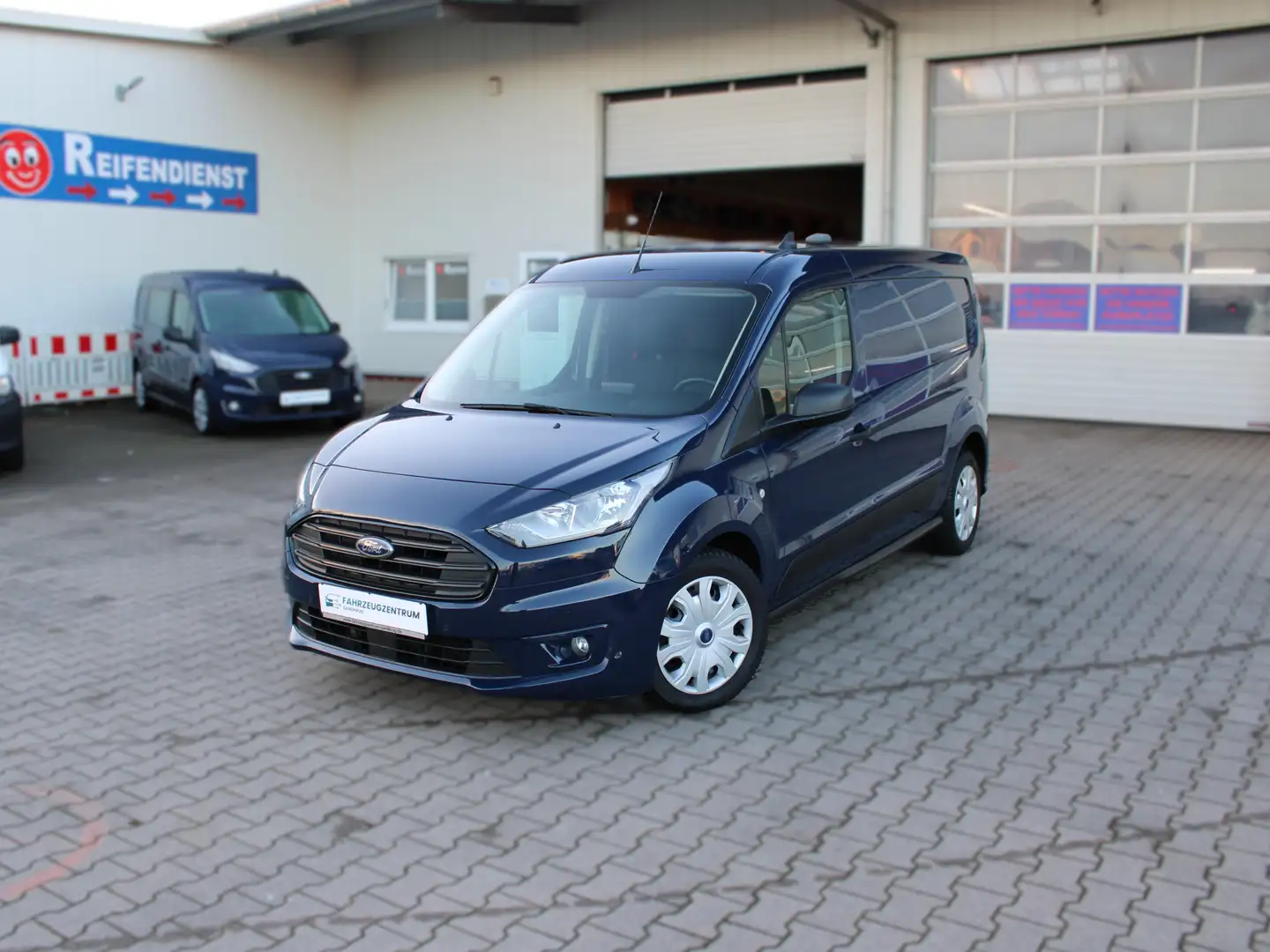 Ford Transit Connect Kasten LANG ERST 35TKM 1.HAND KLIMA/NAVI/NSW Bleu - 1