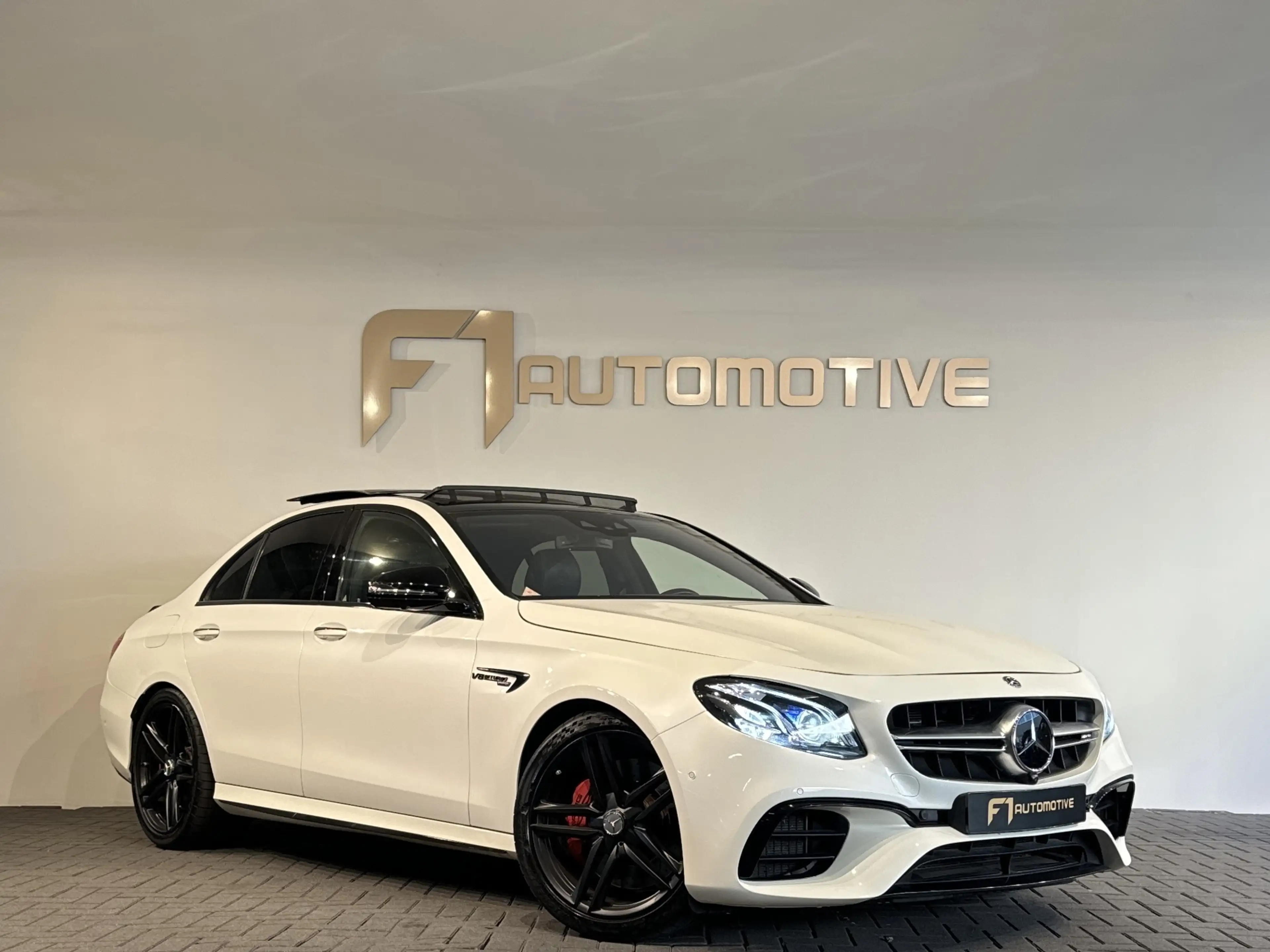 Mercedes-Benz E 63 AMG S 4MATIC Premium Pano|360 Camera|Stoelventilatie|M — photo 4