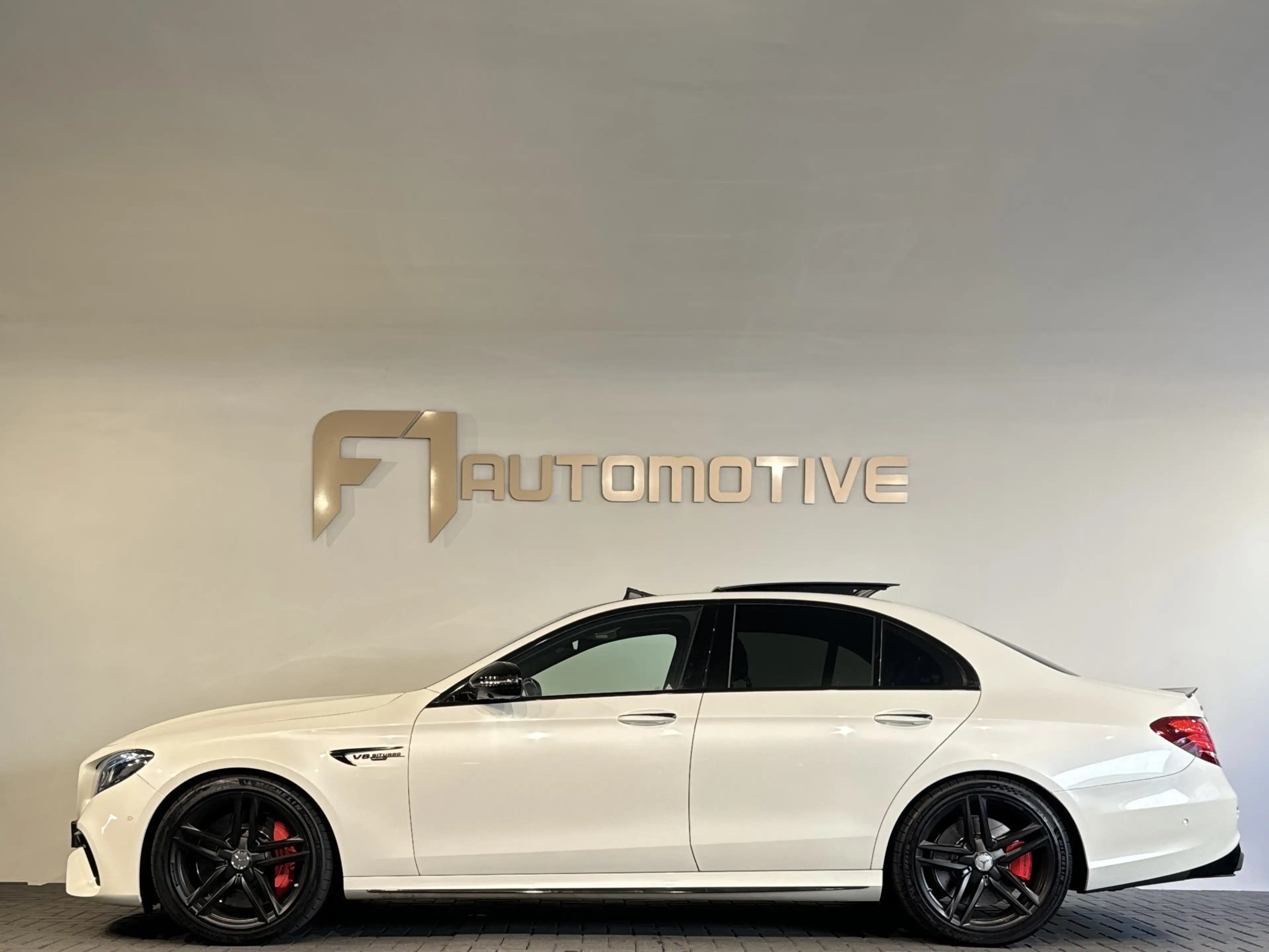 Mercedes-Benz E 63 AMG S 4MATIC Premium Pano|360 Camera|Stoelventilatie|M — photo 11
